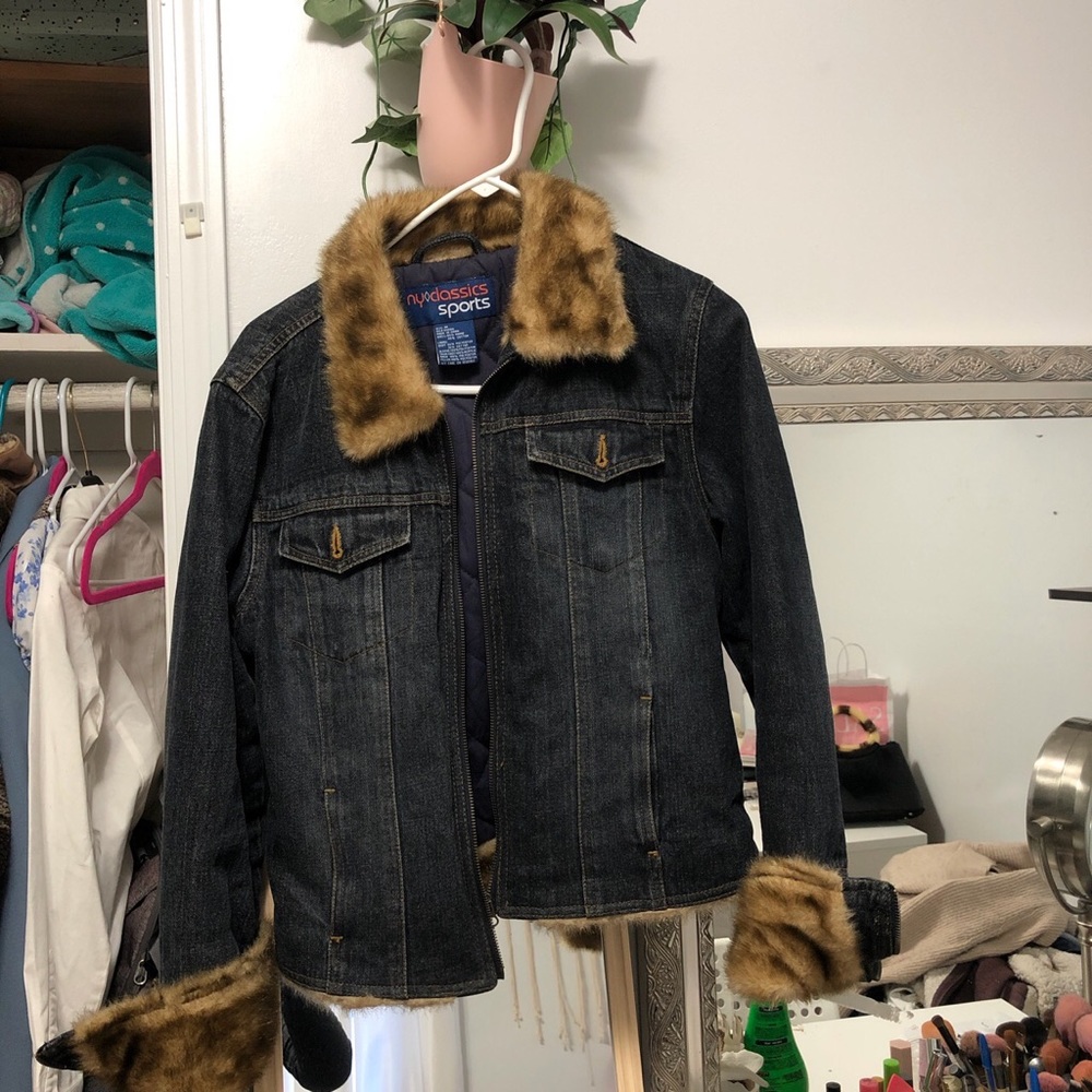 AUTHENTIC 90s denim faux fur trim jacket!!